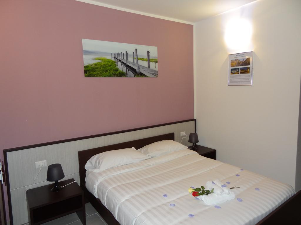 Affittacamere Rooms Di Matteo San Paolo di Iesi Bagian luar foto